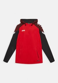 Rode pullover hoodie met zwarte mouwen en accenten. Heeft een kangoeroezak, een capuchon met trekkoord en schouderpatroondetails.