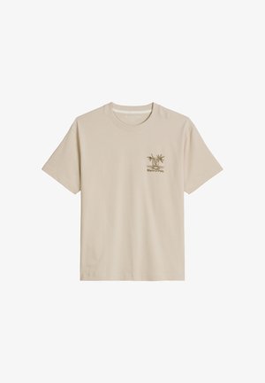 Beżowy T-shirt z krótkim rękawem z małą grafiką palmy i napisem „Marc O'Polo” na lewej piersi.