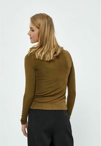 Desires DEBOB HIGH NECK LONG SLEEVE T-SHIRT - Langarmshirt - beech green st