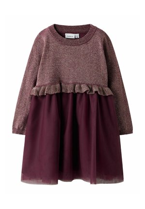 - Sukienka koktajlowa