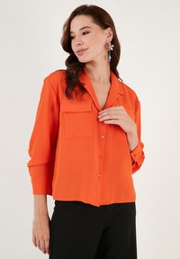 LELA Button-down blouse - orange