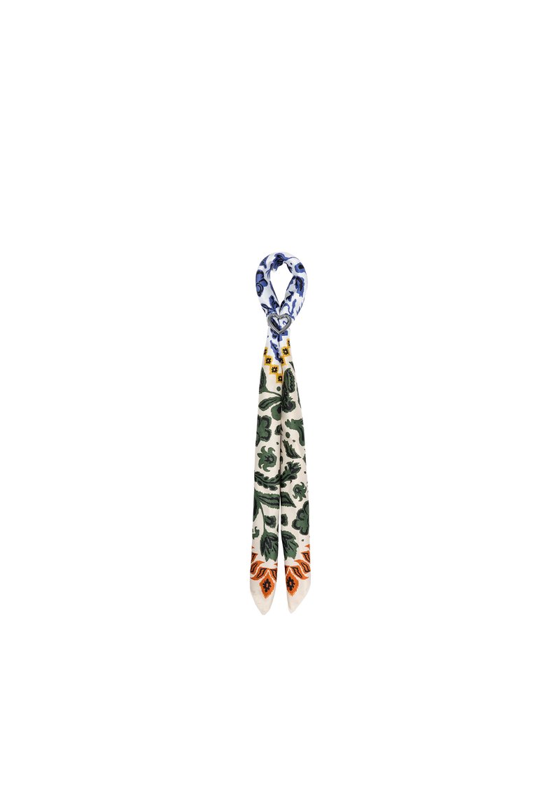 Bufanda de seda con un estampado floral en verde, azul y naranja, con extremos puntiagudos y una sección superior anudada para un estilo seguro.