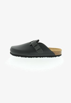 Schwarze Clogs zum Hineinschlüpfen aus glattem synthetischem Material, mit einer seitlichen Schnalle, Korkfußbett und strukturierten Gummisohle.