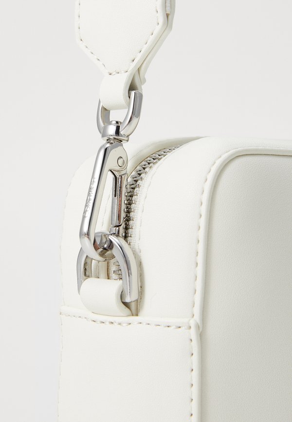 MUST SMALL CAMERA BAG - Cross body bag - chalk4