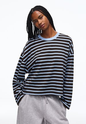 Bershka, LONG-SLEEVED BOXY T-SHIRT - T-shirt à manches longues - dark brown