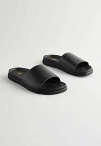Unausgewählt, black