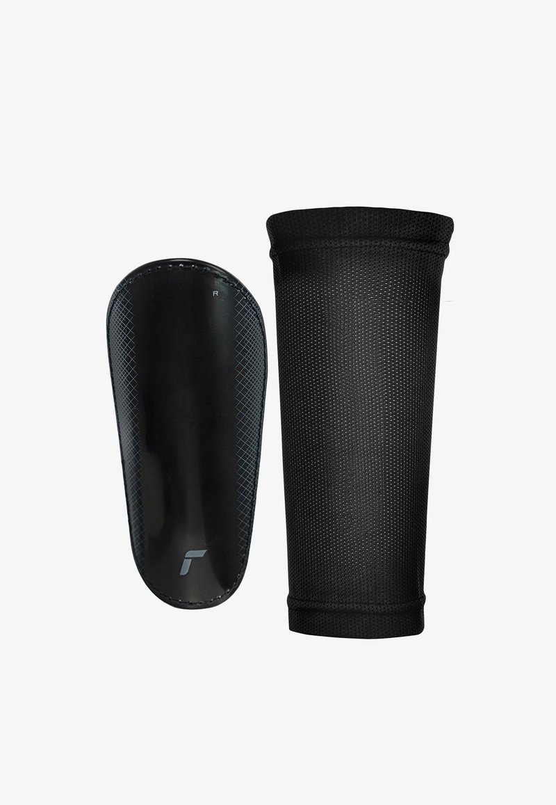 Espinilleras negras con una carcasa de plástico lisa y una funda de malla transpirable. La carcasa presenta un diseño de diamantes y un logotipo en relieve.