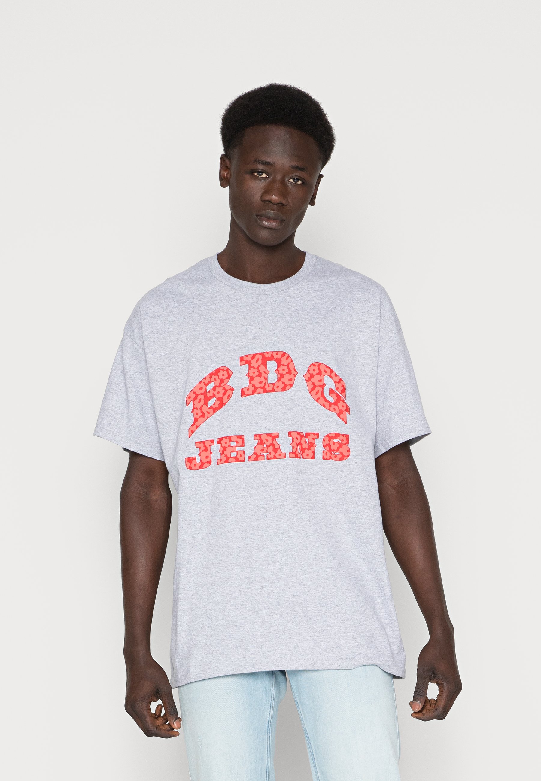BDG Urban Outfitters JEAN FLOWER TEE 