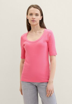 Basic T-shirt - carmine pink