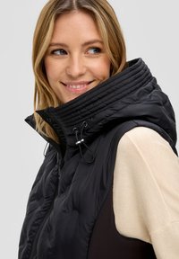 s.Oliver Weste - schwarz