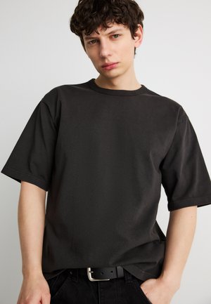 HEAVYWEIGHT LOOSE TEE - Basic póló - jet black