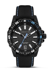 Reloj deportivo negro con esfera texturizada, acentos azules, marcadores de hora blancos y pantalla de fecha. Cuenta con una correa de goma y resistencia al agua de hasta 100 m.