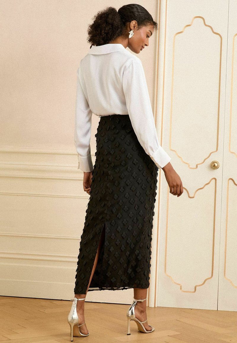 Love Roses PETITE FIT Maxirock black/schwarz - Main Image