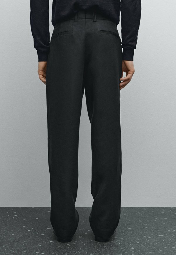 LIGHTWEIGHT - Trousers4