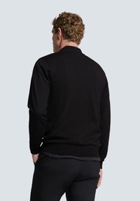 NO EXCESS TIMELESS BASICS HALF-ZIP - Pullover - black