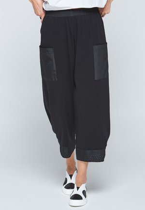 Pantalones - black