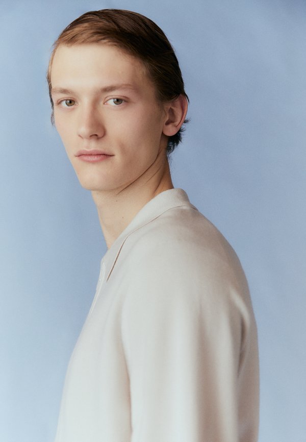 TYLER QUARTER ZIP - Polo shirt - moonbeam2