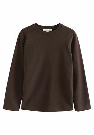 Mørkebrun langærmet t-shirt med rund hals, enkel syning og uden synlige mønstre eller logoer, præsenteret mod en hvid baggrund.