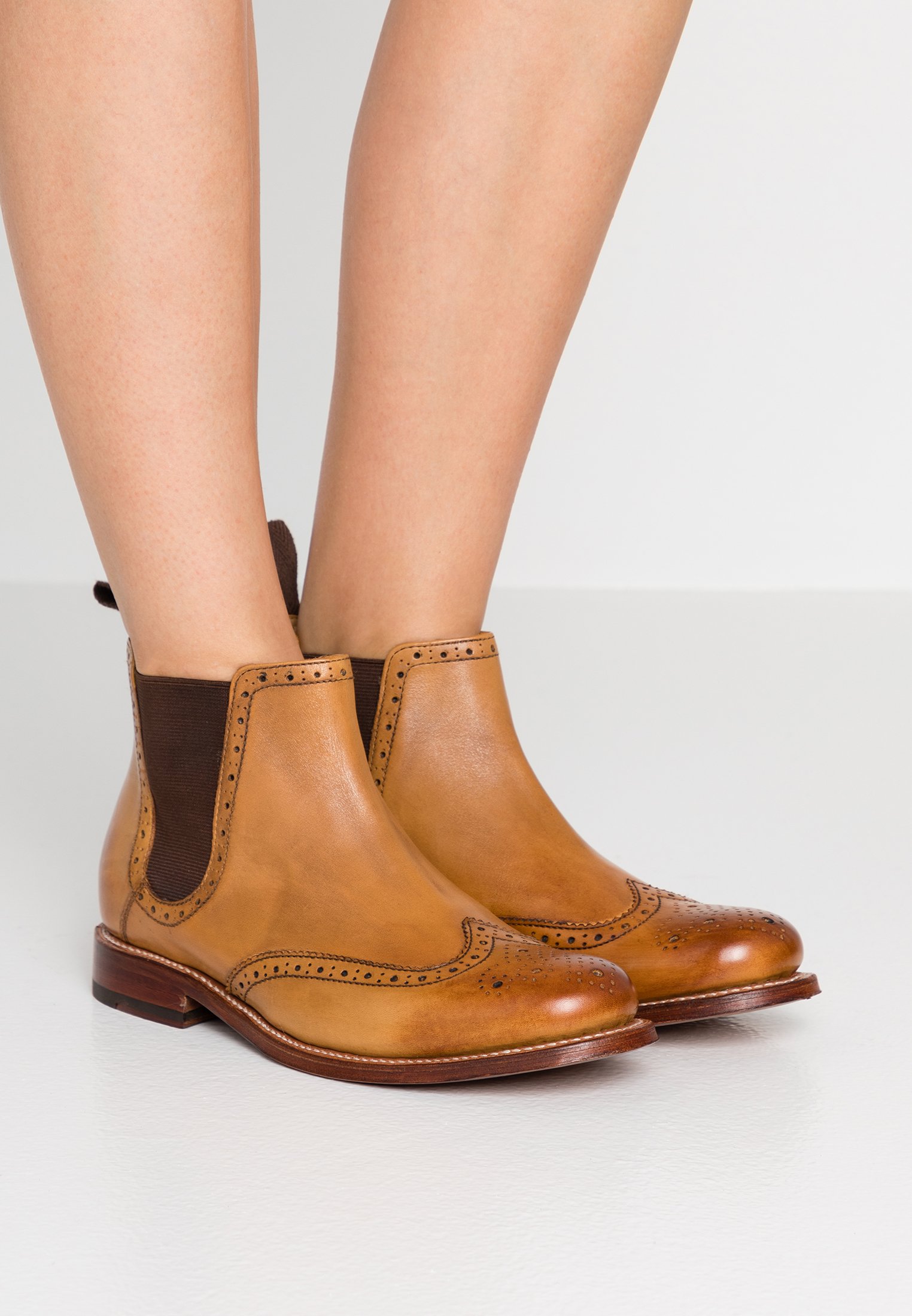 thursday duchess boot