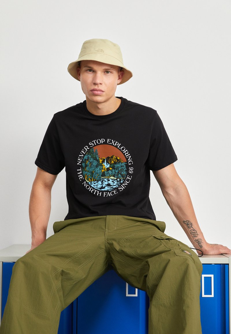 The North Face GRAPHIC TEE TShirt print black/brandy brown/schwarz