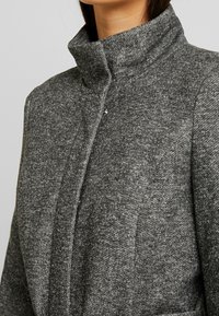 Vero Moda Abrigo corto - mottled dark grey