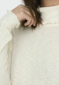 ONLY ROLLKRAGEN - Pullover - sandshell