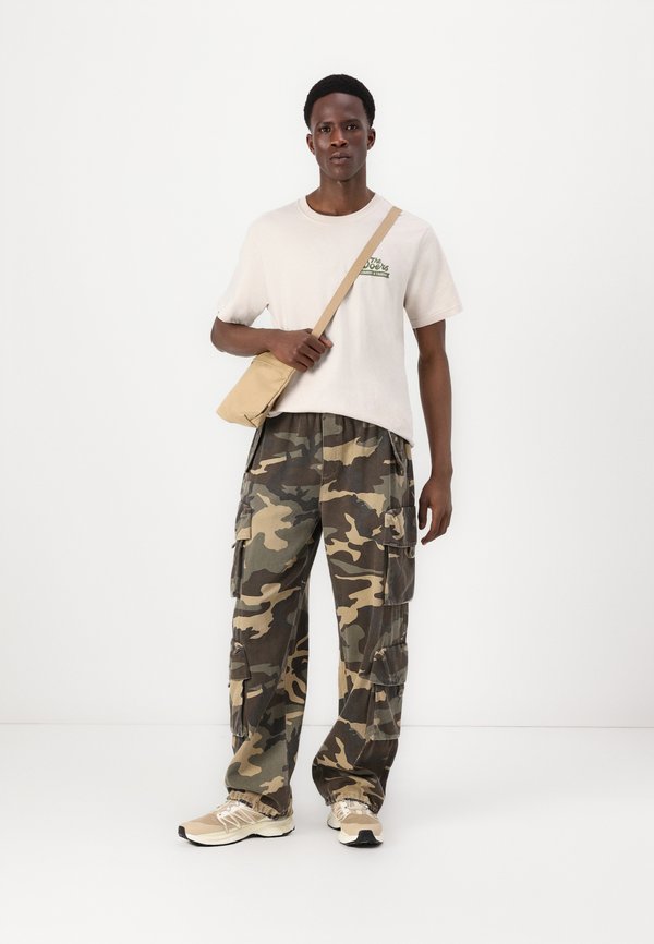 TIMBER CARRY - Print T-shirt - beige4