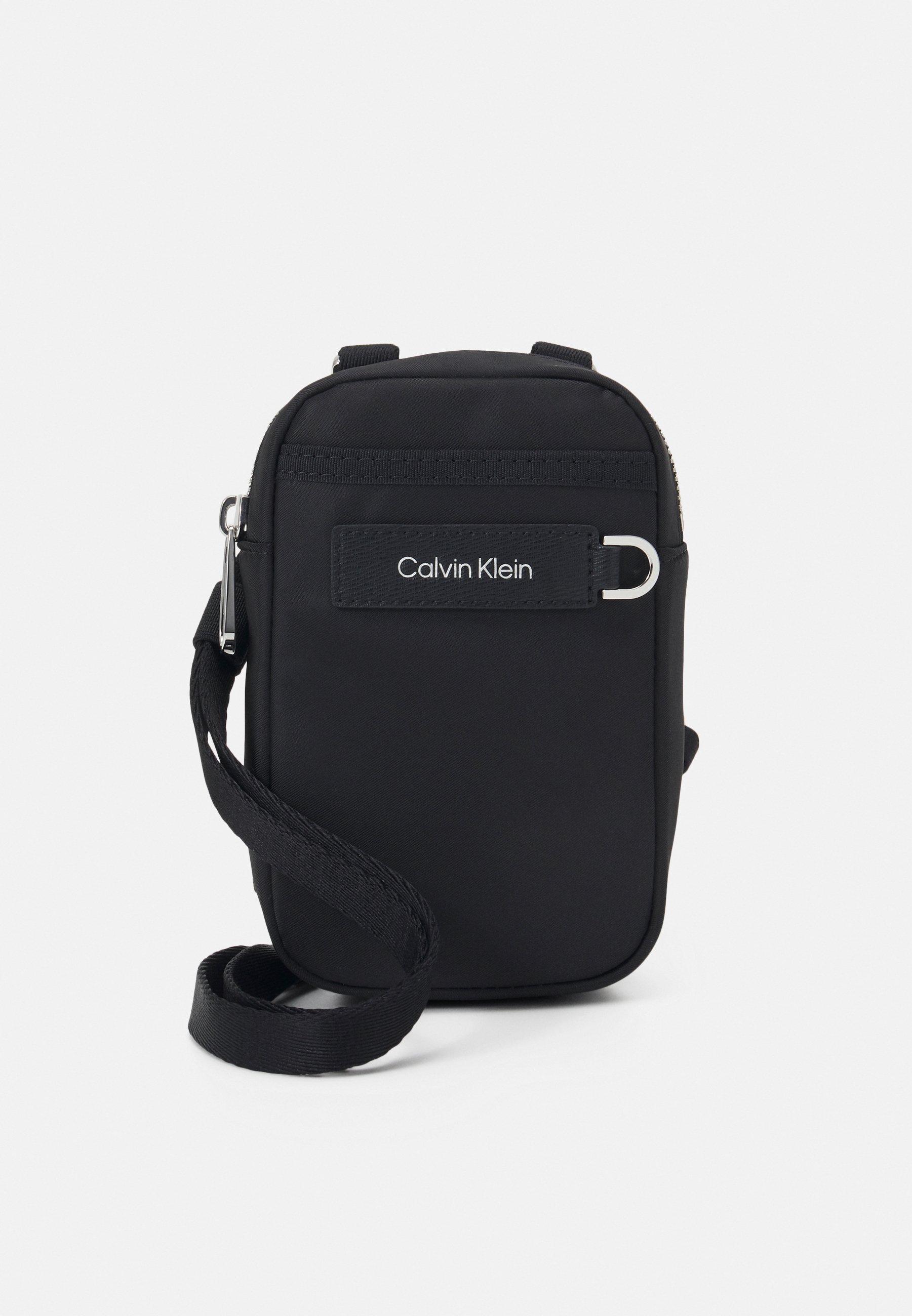 Bandolera CALVIN KLEIN - Clash Mini Reporter K50K504195 001 - Hombre -  Bolsos juveniles - Artículos de cuero - Complementos | zapatos.es