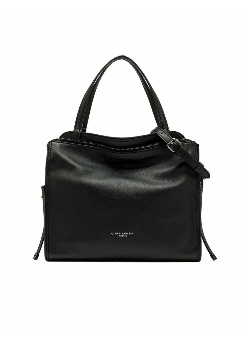 Sac à main en cuir noir de forme rectangulaire, avec double anses supérieures et une bandoulière amovible. Présente une fermeture éclair et un branding discret.