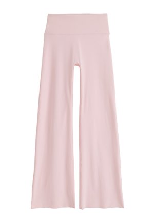 Pantalon large rose clair avec une taille haute, tissu lisse sans motifs ni ornements visibles.