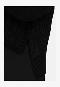 Non selezionato, black