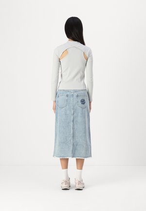 DARE TO MATRIX BALLET CUTOUT TEE  - T-shirt à manches longues - cool light gray