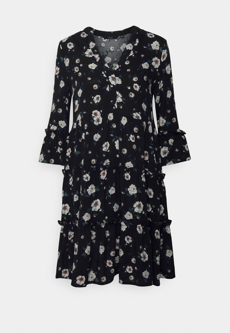 Vestido preto floral com mangas três quartos, decote em V, camadas de franzidos na bainha, com flores brancas e bordô sobre um fundo escuro.