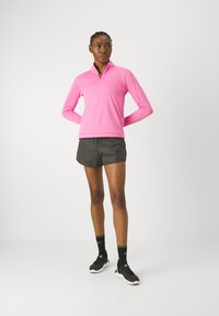 Nike Performance DRI-FIT PACER - Top dugih rukava - playful pink