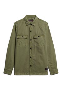 Shirt w kolorze oliwkowym, z długim rękawem, dwoma kieszeniami na piersi, zapinany na guziki, z czarnymi guzikami. Posiada metkę w dolnej lewej części.