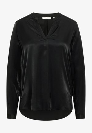 Sort satinbluse med lange ærmer, V-hals og en let buet kanten. Glat tekstur og minimalistisk design.