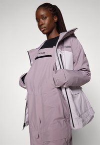 Columbia HIGHLAND SUMMIT™ INSULATED JACKET - Jachetă schi - lavender pearl/shale purple