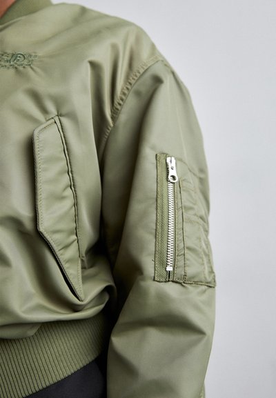 MM6 Maison Margiela SPORTSJACKET - Blusão aviador - khaki