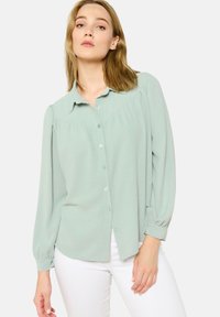 LolaLiza WITH VOLUME SLEEVES - Button-down blouse - mint green
