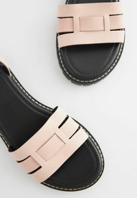Next FOREVER COMFORT CLEATED REGULAR WIDE FIT - Sandaalit nilkkaremmillä - pink