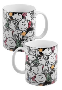 Tazza in ceramica con base bianca, caratterizzata da un colorato motivo a fumetti di personaggi con acconciature e espressioni varie. Forma rotonda, manico resistente.