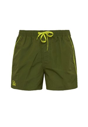 Costumi da bagno verde oliva con cintura regolabile, dettagli verde lime, tasche laterali e un logo in basso a sinistra. Tessuto leggero.