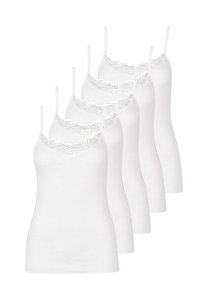 Fünf weiße Damen-Camisoles mit dünnen Trägern und Spitzenbesatz entlang des Halsausschnitts, in einer kaskadierenden Reihe angeordnet.