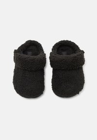 Crocs CLASSIC COZZZY UNISEX - Šlepetės - black