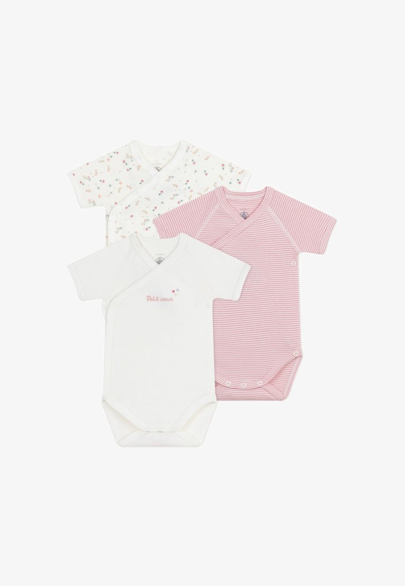 Τρία κοντομάνικα φορμάκια: ένα λευκό με λουλουδάτο σχέδιο, ένα απλό λευκό με κείμενο και ένα ροζ ριγέ. Φτιαγμένα από μαλακό βαμβάκι.