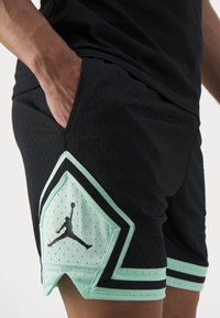 Jordan M J DF SPRT DMND - Pantalón corto de deporte - black/mint foam