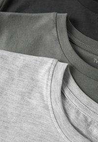 TWO SOON 3 PACK T-SHIRT - Pamata T-krekls - asphalt