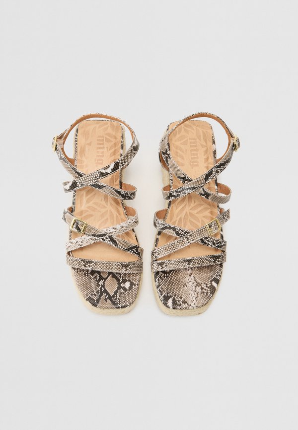 DALINA - Platform sandals - turna sand3