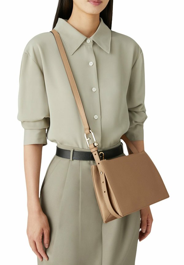 NUVOLA - Umhängetasche - beige