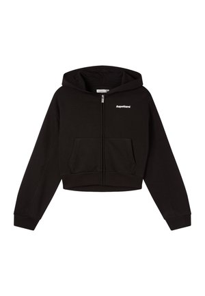 Cappuccio cropped nero realizzato in tessuto morbido, con zip frontale, tasche laterali e logo bianco sul petto. Maniche lunghe con polsini a coste.